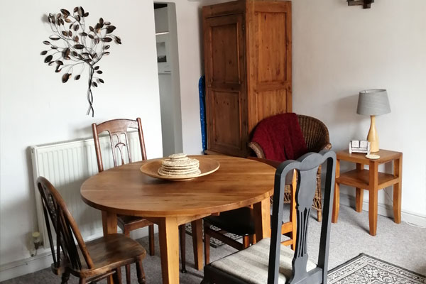 Lounge and dining area